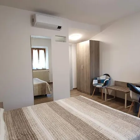 Patrizia Nocleg ze śniadaniem 2*